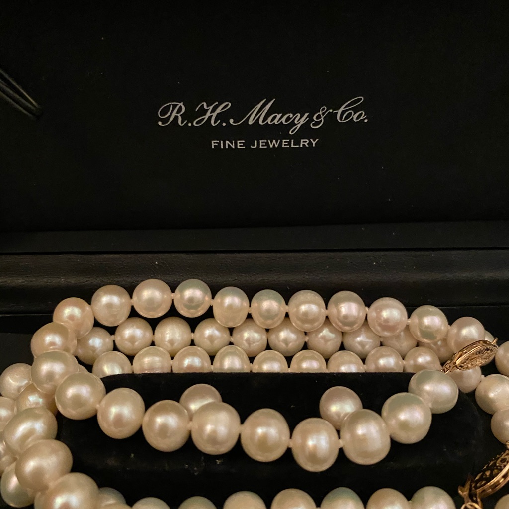Brand New Pearl Set